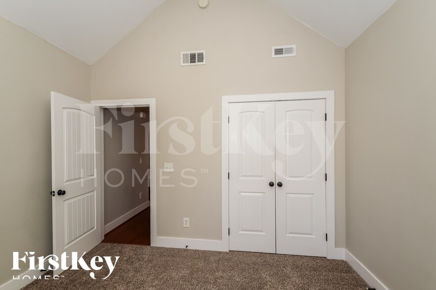 Building Photo - 283 Stonecreek Pl