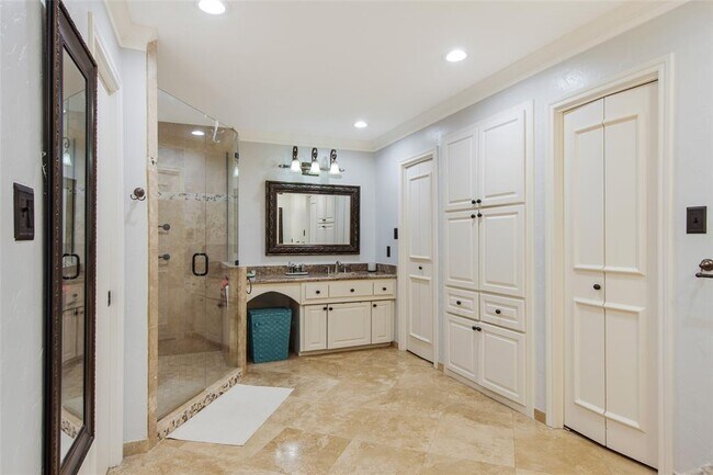 Building Photo - 354 Tealwood Dr