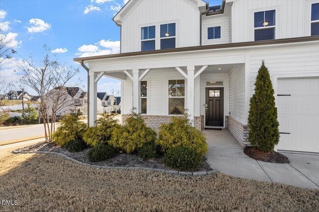 Building Photo - 128 Highland Grv Wy