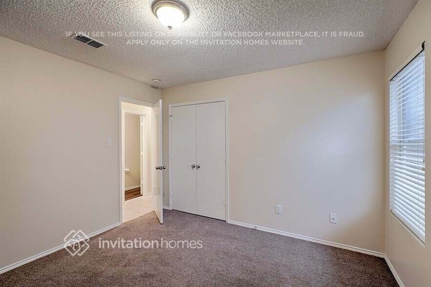 Building Photo - 4604 Bellcrest Dr
