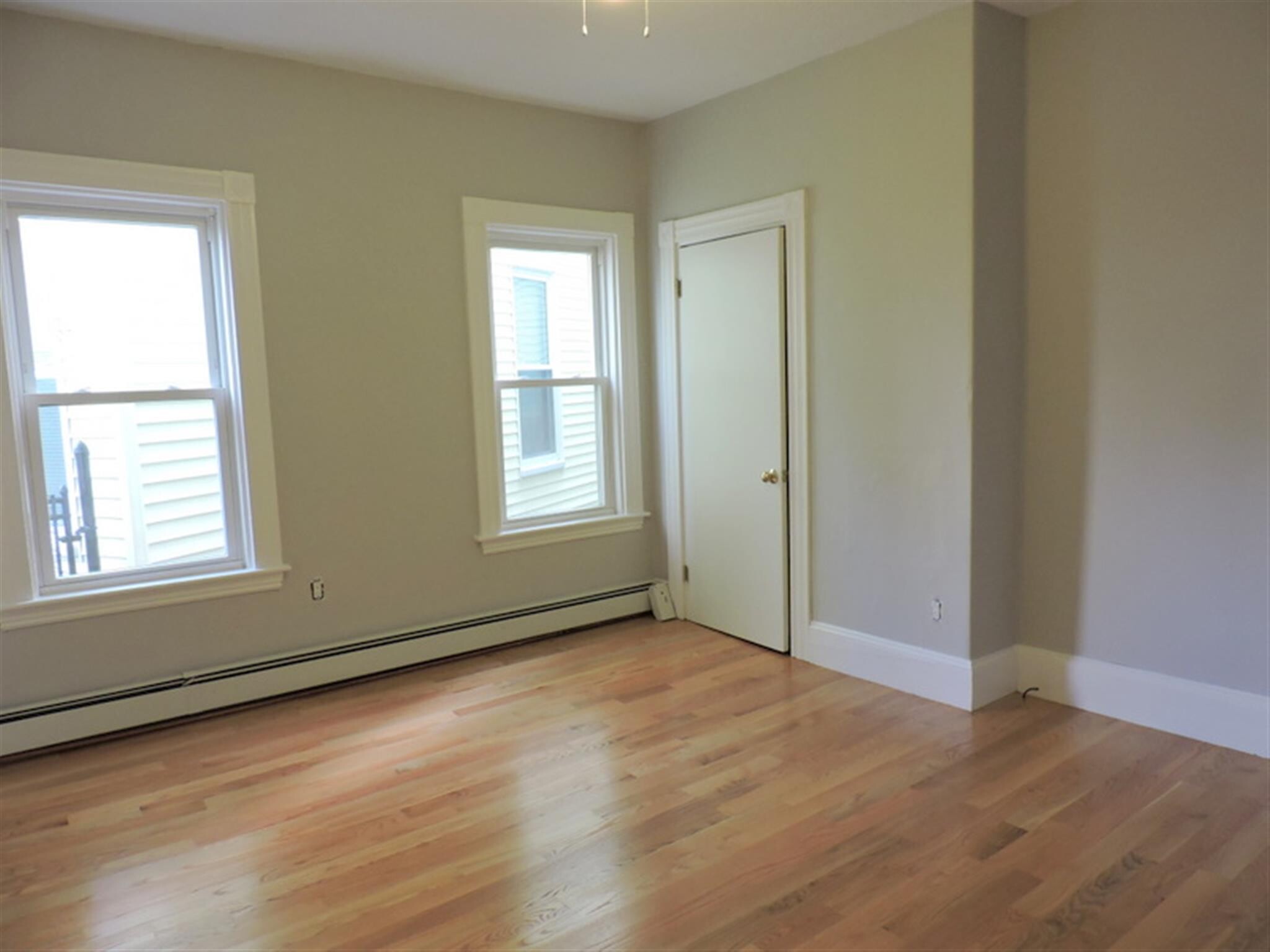 Building Photo - 27 Portsmouth St