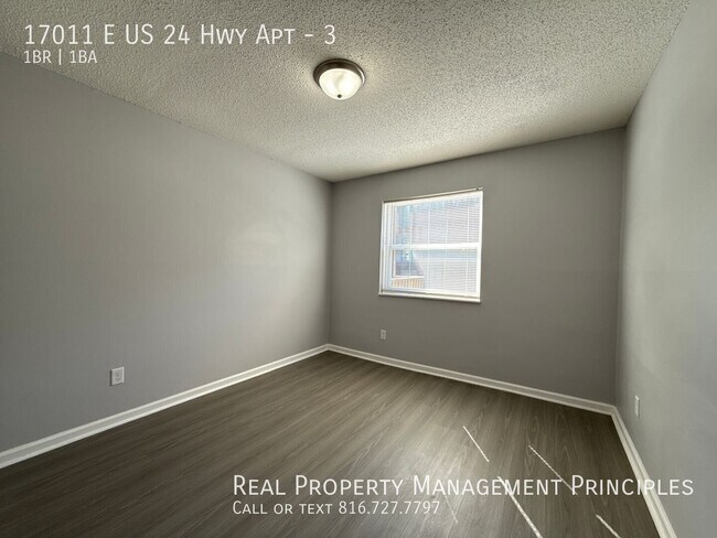 Building Photo - 17011 E 24 Hwy Cir