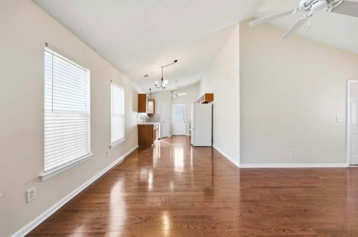 Building Photo - 1193 Jumper Trail Cir