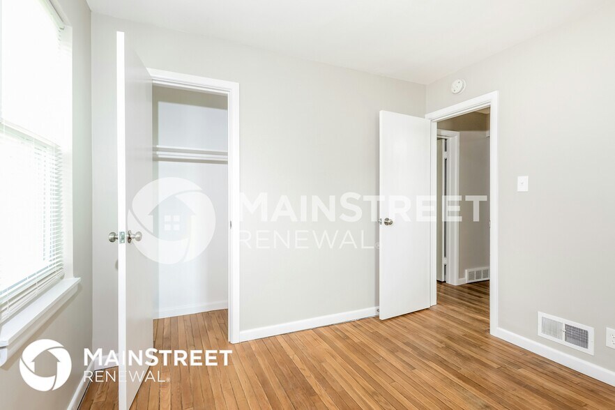 Building Photo - 2804 N Moreland Ave