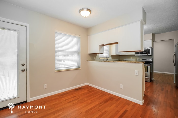 Building Photo - 5506 Shannon Heights Blvd