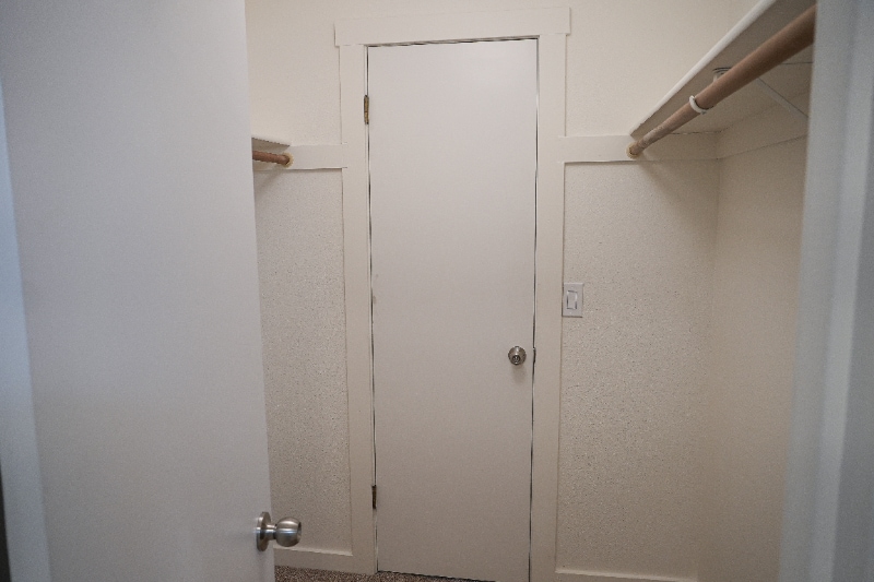 Building Photo - 1234 NE 27th St