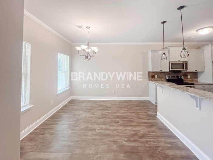 Building Photo - 240 Cecil Way