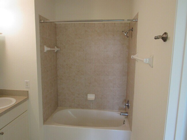 Building Photo - 255 Old Village Center Cir