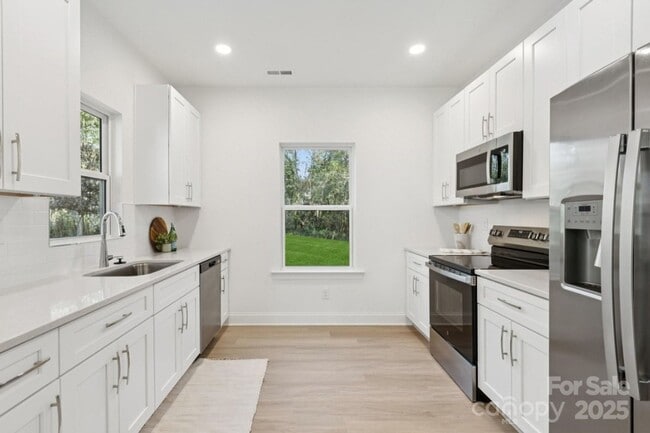 Building Photo - 5399 Toano Rd