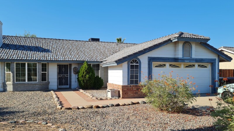 Building Photo - 7944 W Charter Oak Rd