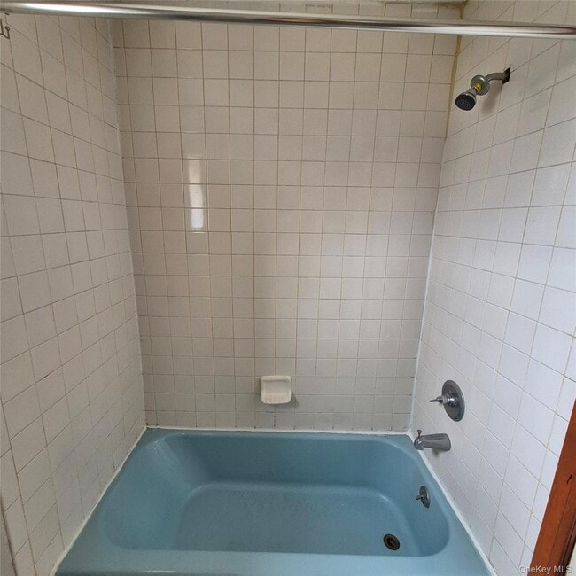 Building Photo - 2071 Ulster Ave