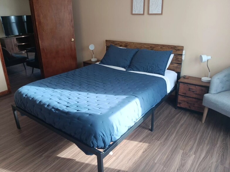 Building Photo - 700 W Dominick St