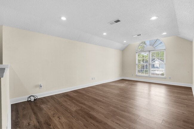 Building Photo - Harvest Home