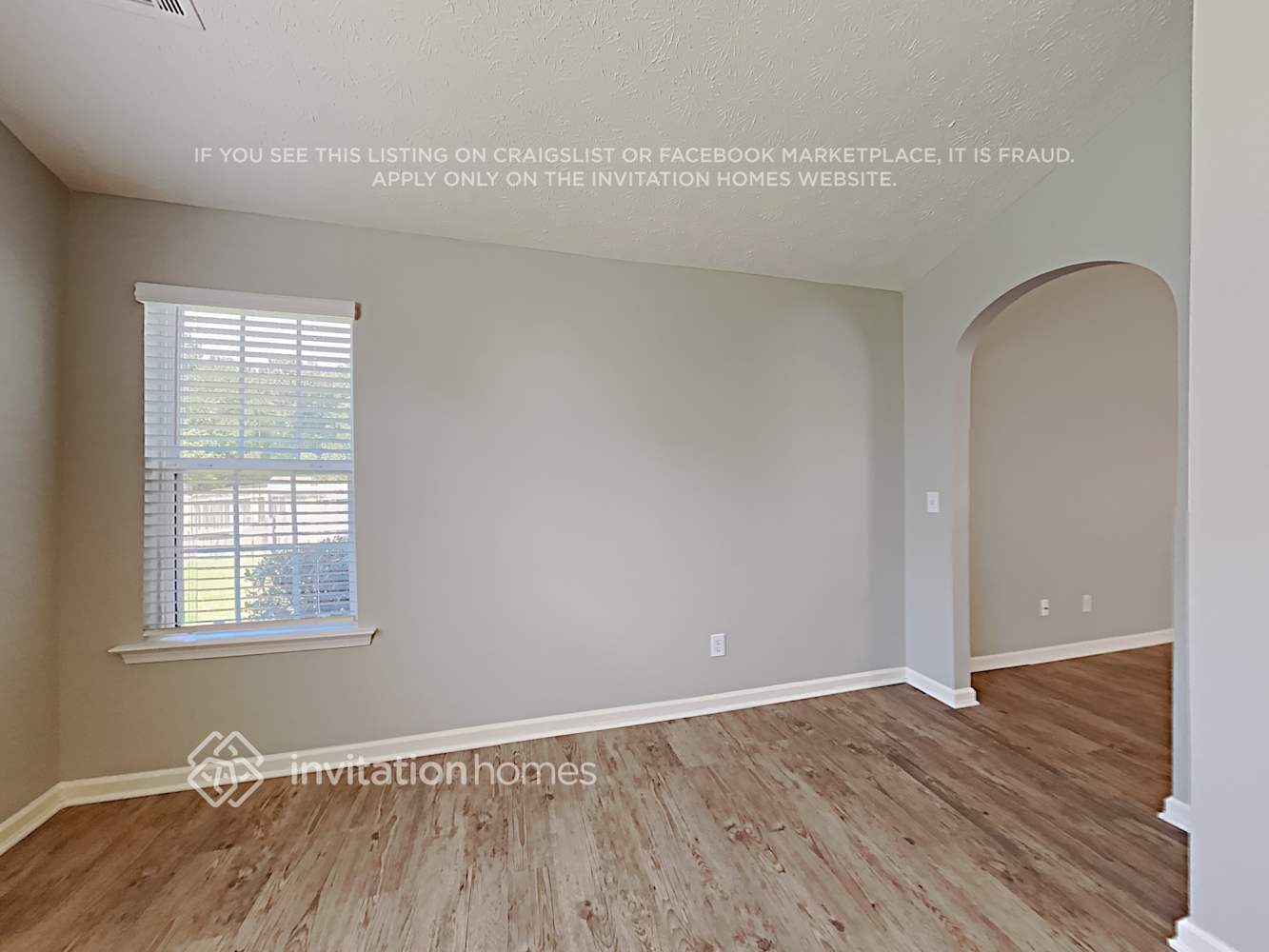 Building Photo - 1317 Kent Manor