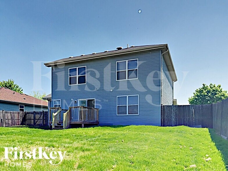 Building Photo - 1203 Quail Dr