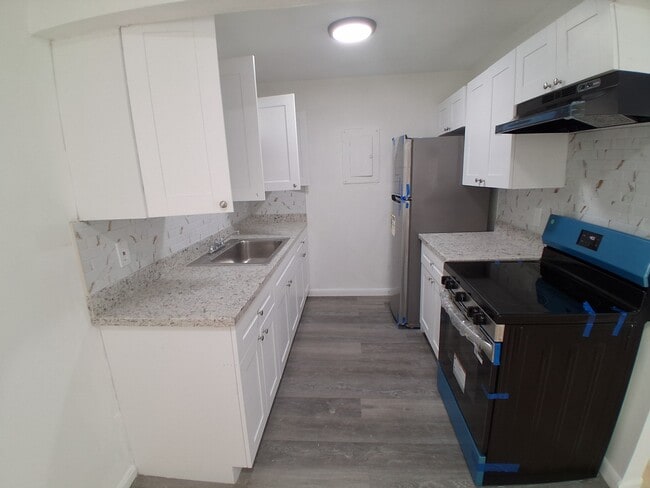 Building Photo - 1333 S Dixie Hwy