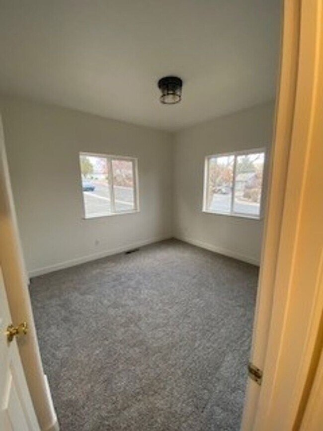 Building Photo - 3569 Mashie Court