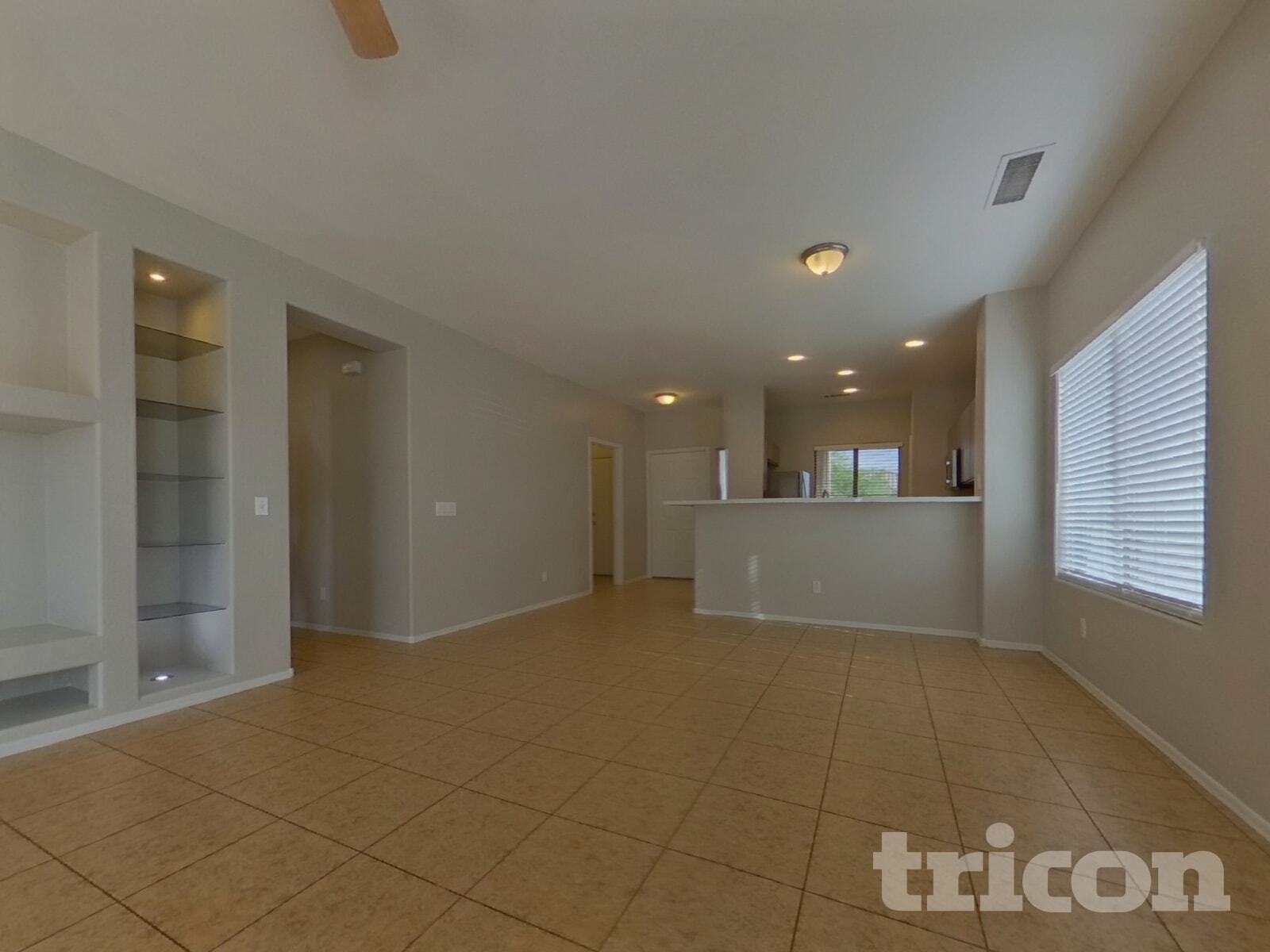 Building Photo - 83 5th Ave W