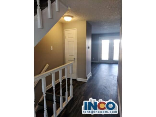 Building Photo - 14069 E Jewell Ave