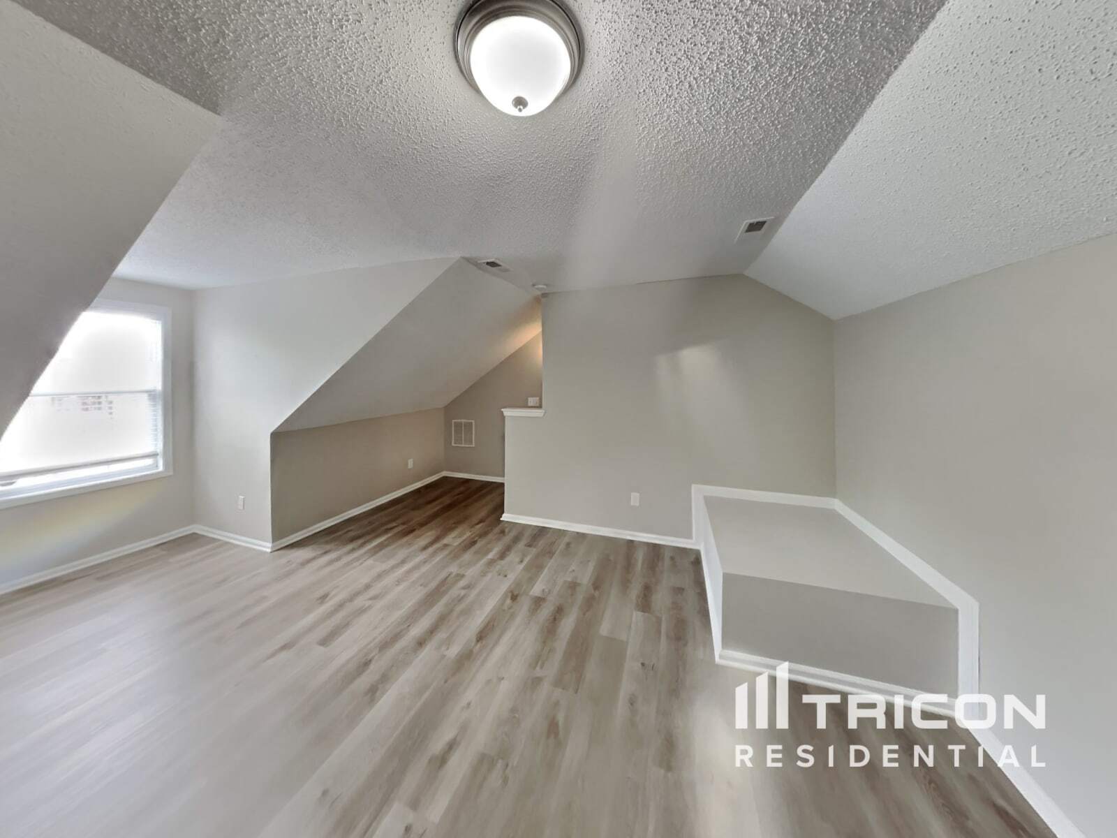 Building Photo - 2432 Egret Dr