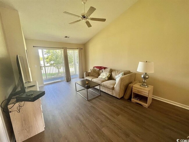 Building Photo - 627 Waterway Village Blvd