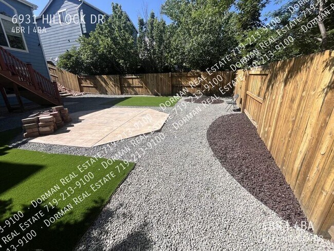 Building Photo - 6931 Hillock Dr