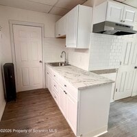 Building Photo - 416 W Lackawanna Ave