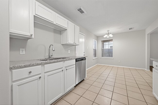 Building Photo - 7327 Winter Song Dr