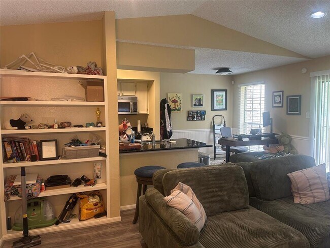 Building Photo - 2120 El Paseo St