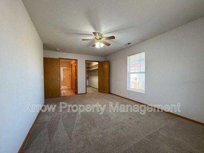 Building Photo - 1660 Swanson Dr