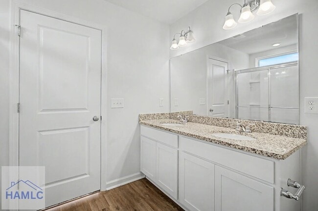 Building Photo - 137 Castaway Ct