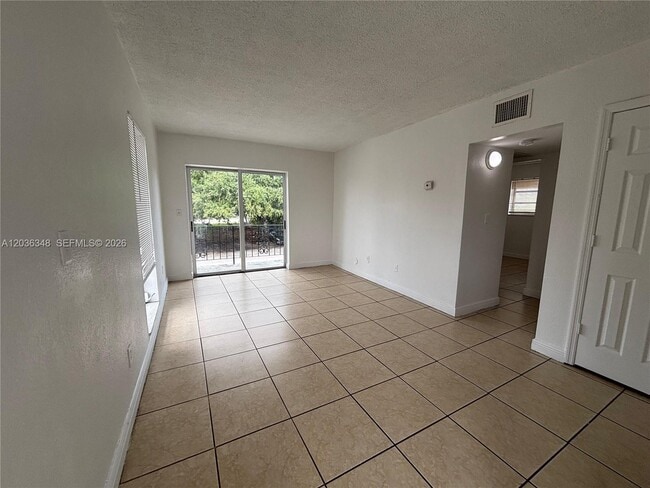 Building Photo - 8287 NE Miami Ct