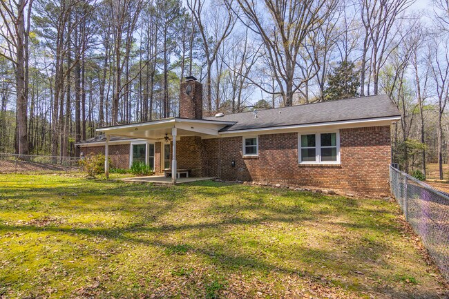 Building Photo - 1026 Denney Rd