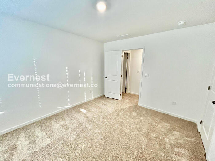 Building Photo - 4283 Marsha St