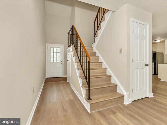 Building Photo - 5803 Oleander Pl