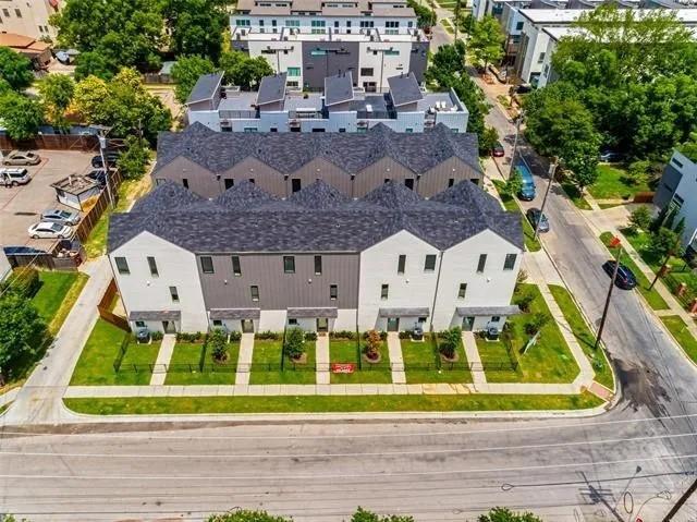 Building Photo - 5703 Lindell Ave