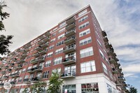 Building Photo - 1 bedroom in Chicago IL 60607