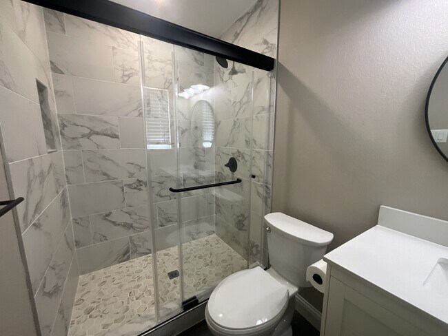 Building Photo - 261 Bois D Arc St