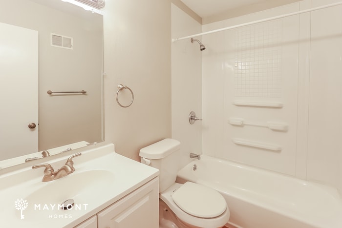 Building Photo - 9425 Goddard