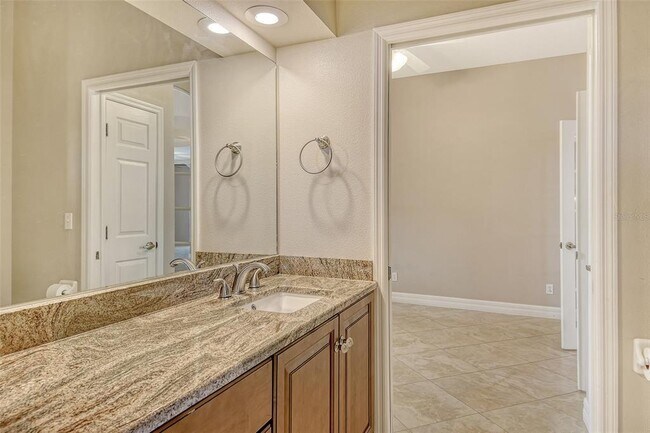 Building Photo - 5001 Sturbridge Ct