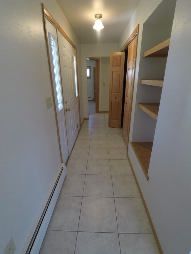 Building Photo - 3035 Martin Rd