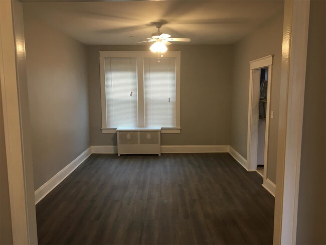 Building Photo - 1641 Chilton St