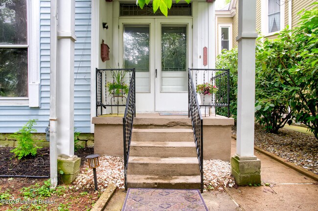 Building Photo - 1422 Highland Ave