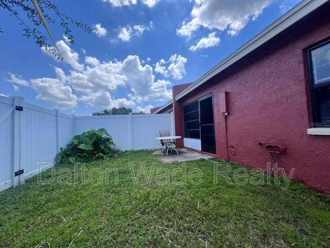 Building Photo - 6330 Bonnie Bay Cir N