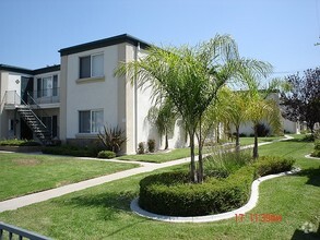 Building Photo - Heritage Point