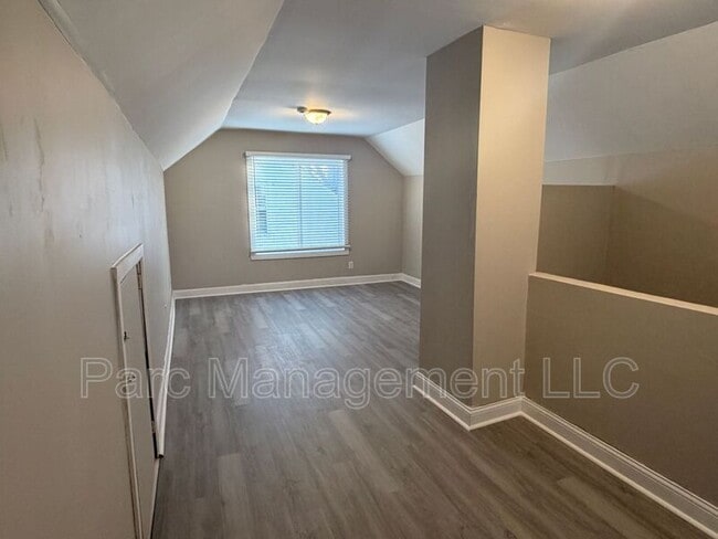 Building Photo - 14345 Stout St