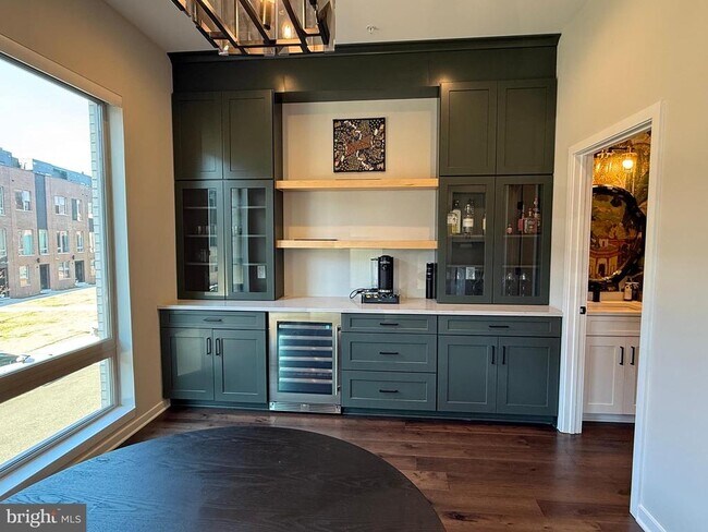 Building Photo - 3119 Pierview Ln