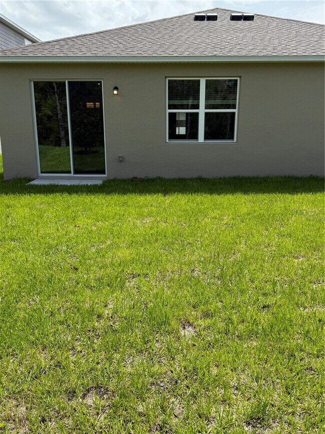 Building Photo - 3390 Sanctuary Dr