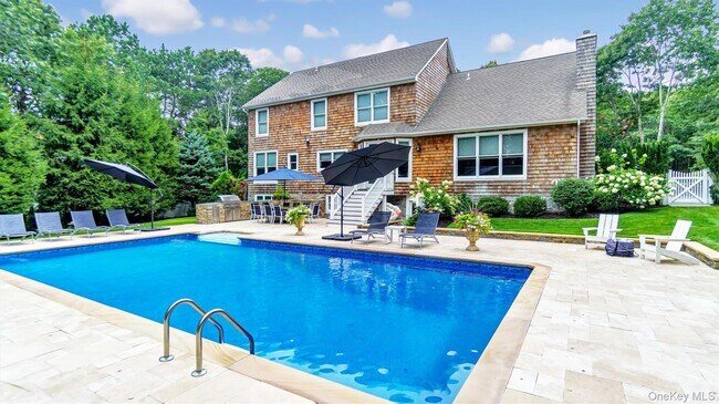 Building Photo - 151 Chardonnay Dr