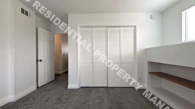 Building Photo - 2806 Atadero Ct
